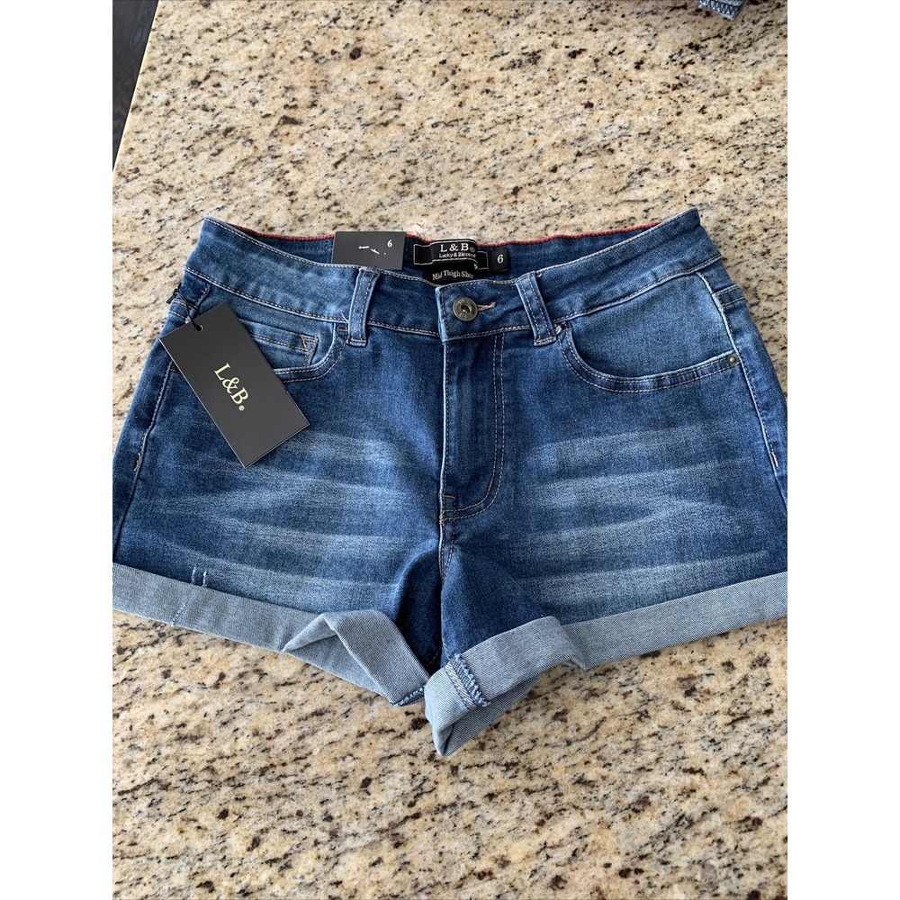 NWT L & B Jean Short Whiskered Mid Thigh Short Women's Size 6 Style L18029‎